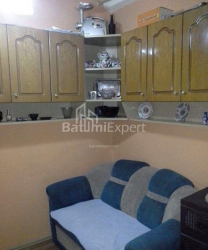 Квартира 4-комн 80 м² - Петра Мелiкiшвiлi, Батумі