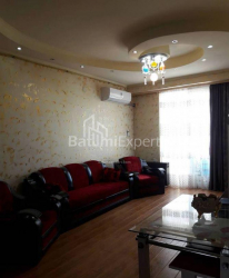 Квартира 3-комн 59 м² - Петра Багратіоні, Батумі