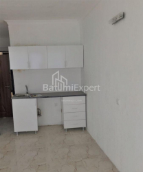 Квартира 1-комн 28 м² - Ангiса, Батумі