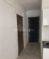 Квартира 1-комн 28 м² - Ангiса, Батумі