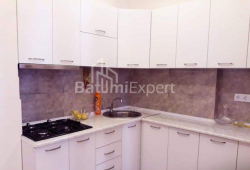 Квартира 2-комн 56 м² - Oлександра Пушкiна, Батумі