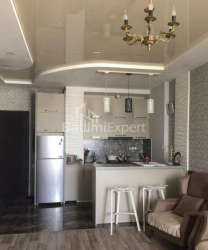 Квартира 3-комн 55 м² - Oлександра Пушкiна, Батумі