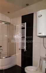 Квартира 3-комн 106 м² - Зураба Горгiладзе, Батумі