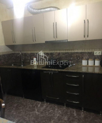 Квартира 3-комн 80 м² - Юр'ївська, Батумі