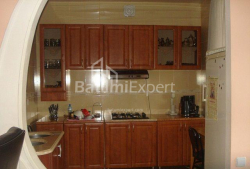 Квартира 3-комн 116 м² - Юр'ївська, Батумі