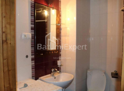 Квартира 3-комн 77 м² - Вахтанга Горгасалі, Батумі