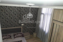 Квартира 3-комн 74 м² - Юсуфа Кобаладзе, Батумі