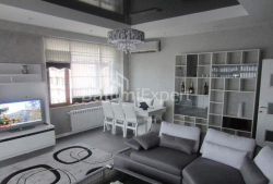 Квартира 4-комн 148 м² - Шерифа Хімшіашвілі, Батумі