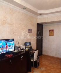 Квартира 3-комн 85 м² - Давида Агмашенеблі, Батумі