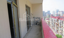 Квартира 4-комн 107 м² - Юр'ївська, Батумі