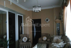 Квартира 3-комн 68 м² - Юр'ївська, Батумі