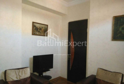 Квартира 3-комн 68 м² - Юр'ївська, Батумі