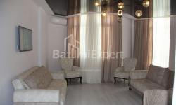 Квартира 80 м² - Зураба Горгiладзе, Батумі, Грузія