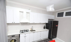 Квартира 5-комн 81 м² - Шерифа Хімшіашвілі, Батумі