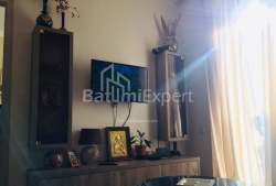Квартира 3-комн 56 м² - Шерифа Хімшіашвілі, Батумі