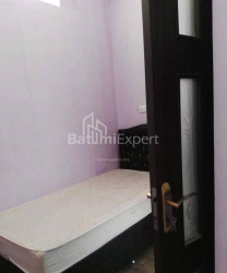 Квартира 3-комн 48 м² - Юр'ївська, Батумі