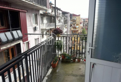 Квартира 3-комн 65 м² - Юр'ївська, Батумі