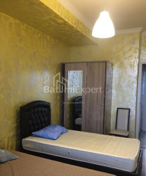 Квартира 4-комн 86 м² - Ангiса, Батумі