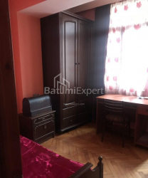 Квартира 4-комн 93 м² - Юр'ївська, Батумі