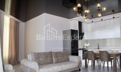 Квартира 3-комн 80 м² - Зураба Горгiладзе, Батумі