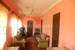Квартира 4-комн 141 м² - Юр'ївська, Батумі