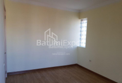 Квартира 2-комн 46 м² - Юр'ївська, Батумі