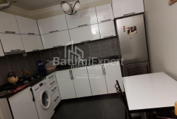 Квартира 3-комн 84 м² - Іване Джавахишвілі, Батумі
