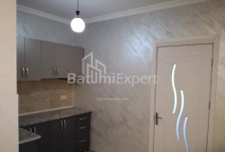 Квартира 3-комн 80 м² - Петра Мелiкiшвiлi, Батумі
