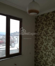 Квартира 3-комн 80 м² - Петра Мелiкiшвiлi, Батумі