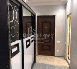 Квартира 2-комн 52 м² - Oлександра Пушкiна, Батумі