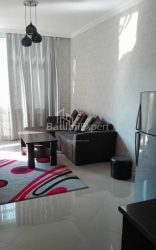 Квартира 2-комн 43 м² - Вахтанга Горгасалі, Батумі