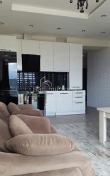 Квартира 3-комн 75 м² - Хайдара Абашидзе, Батумі