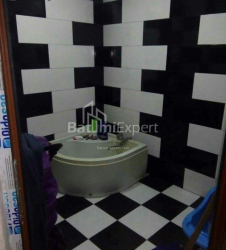 Квартира 3-комн 70 м² - Юр'ївська, Батумі