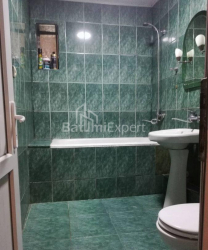Квартира 4-комн 75 м² - Юр'ївська, Батумі