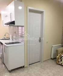 Квартира 1-комн 35 м² - Ангiса, Батумі