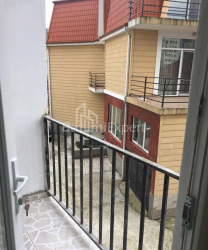Квартира 1-комн 35 м² - Ангiса, Батумі
