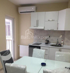 Квартира 2-комн 35 м² - Юр'ївська, Батумі