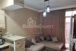 Квартира 3-комн 50 м² - Юр'ївська, Батумі