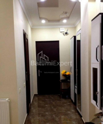 Квартира 3-комн 77 м² - Юр'ївська, Батумі