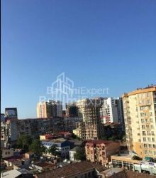 Квартира 4-комн 80 м² - Oлександра Пушкiна, Батумі
