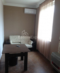 Квартира 3-комн 42 м² - Юр'ївська, Батумі