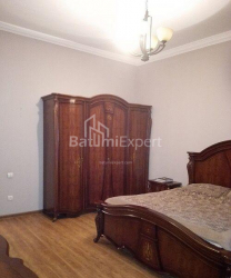 Квартира 4-комн 116 м² - Oлександра Пушкiна, Батумі