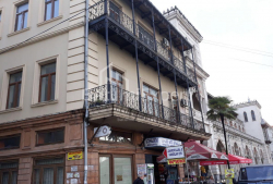 Квартира 2-комн 60 м² - Юр'ївська, Батумі