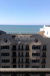 Квартира 3-комн 70 м² - Шерифа Хімшіашвілі, Батумі