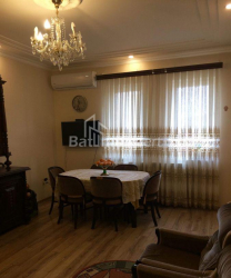 Квартира 3-комн 91 м² - Юр'ївська, Батумі