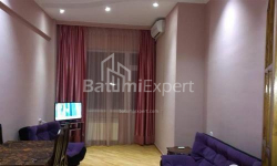 Квартира 3-комн 70 м² - Юр'ївська, Батумі