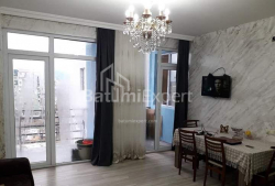 Квартира 4-комн 88 м² - Георгія Леонідзе, Батумі
