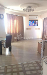 Квартира 3-комн 85 м² - Юр'ївська, Батумі