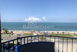 Квартира 2-комн 52 м² - Юр'ївська, Батумі