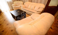 Квартира 4-комн 95 м² - Ніко Піросмані, Батумі